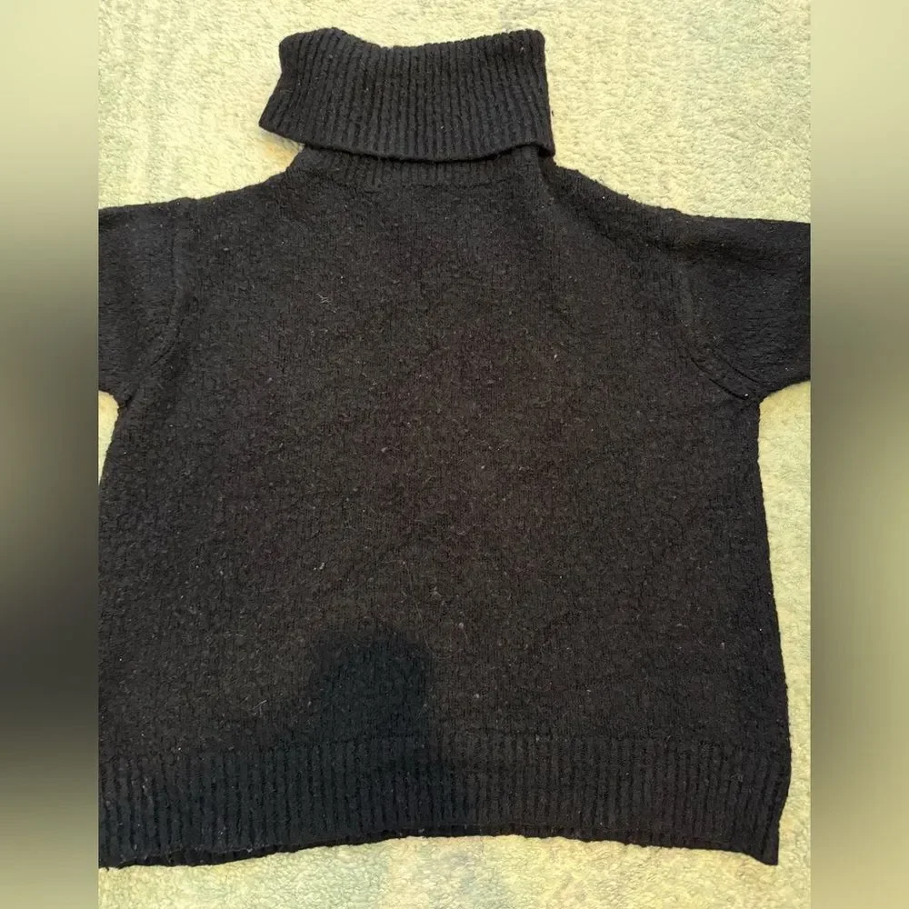 Zara elegant black
